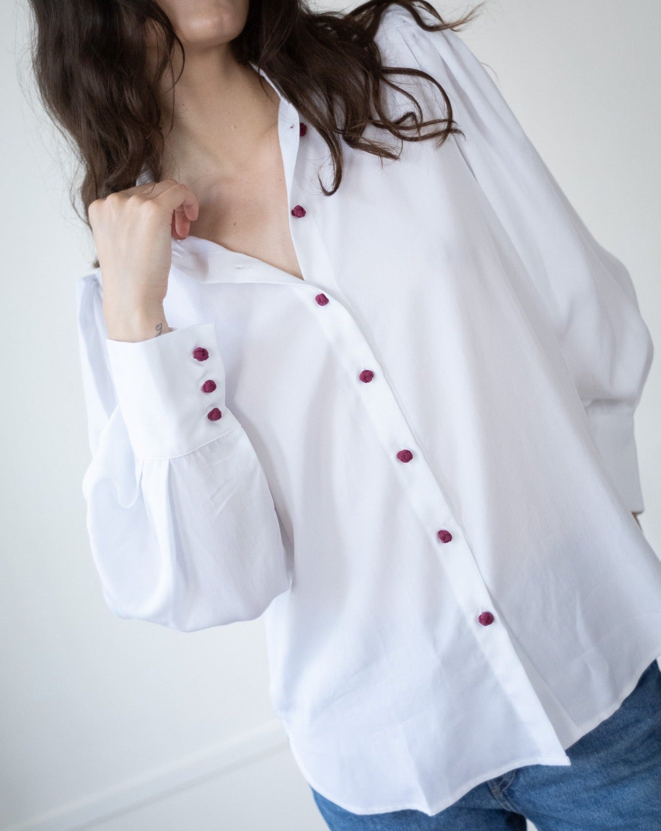 Bei Lei Blouse – White
